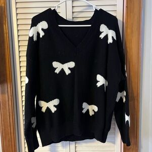 Women’s Bow Vneck Sweater